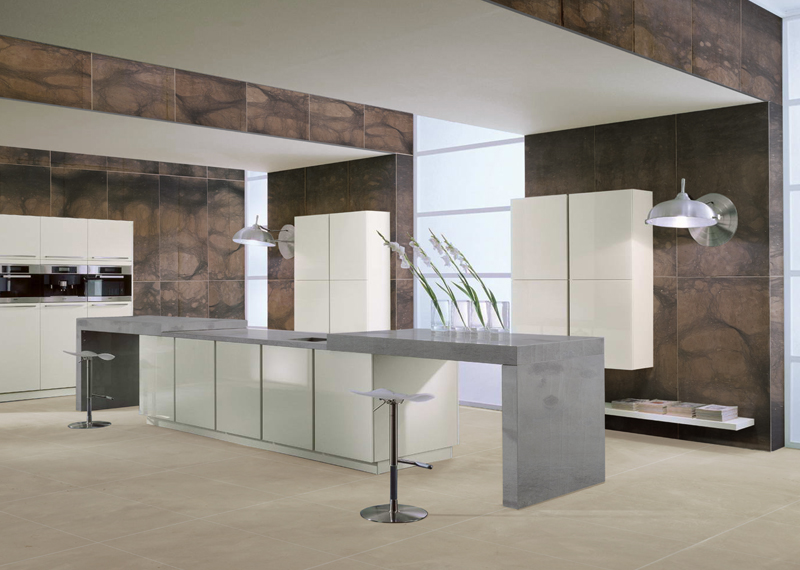 Modern kitchen, marble Crema Luna, Kaesar Brown, Pietra Fossena