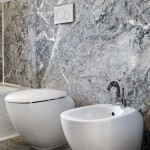Bathroom walls and floor cladding in Grigio Fior di Pesco Carnico, Calacatta